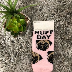 RUFF DAY PUG 2-PACK VELOUR SLIPPER SOCKS